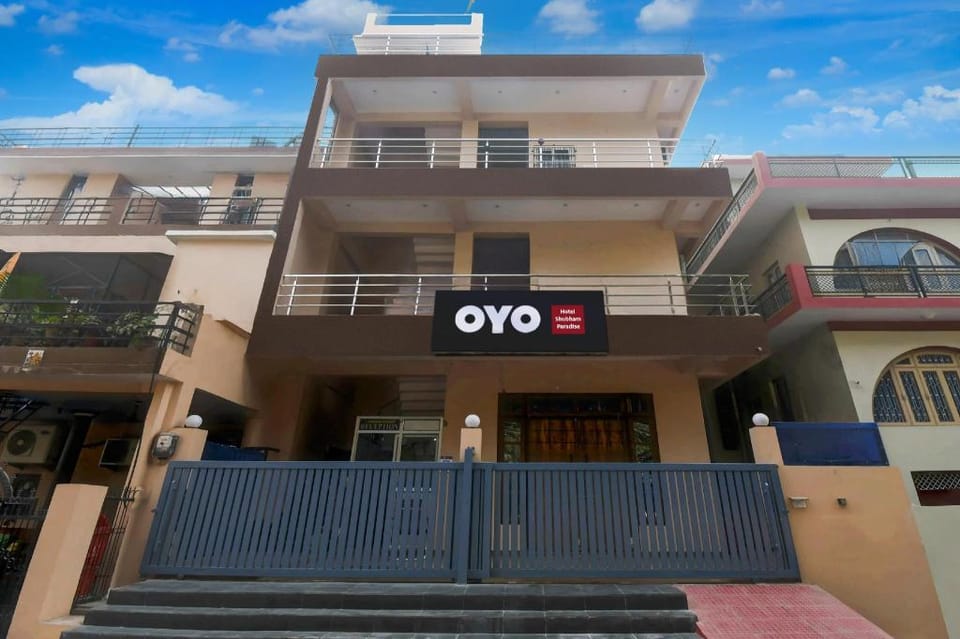 Hotel O Shubham Paradise Hotel in Lucknow