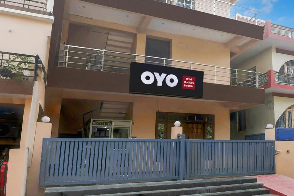 Hotel O Shubham Paradise Hotel in Lucknow