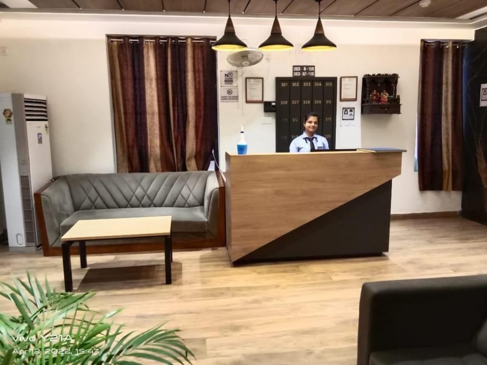 Hotel Vrindavan Palace Varanasi Hotel in Varanasi