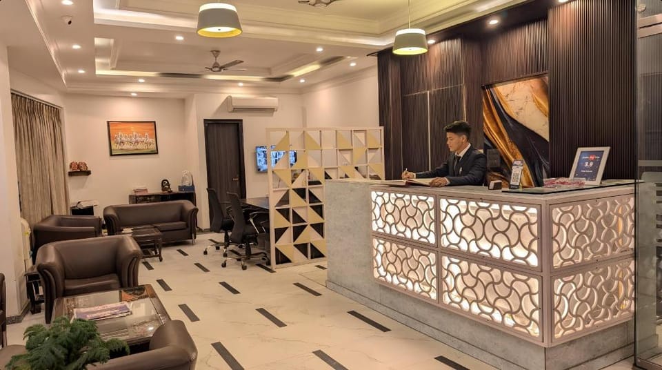99 Hotel Apple Park Near T3 Delhi Airport Hotel in New Delhi