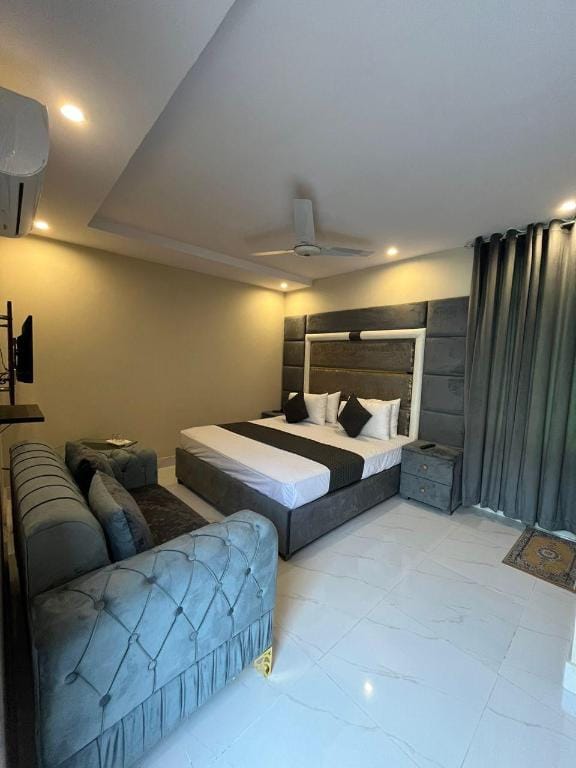 The Inns Hotel Hotel in Lahore