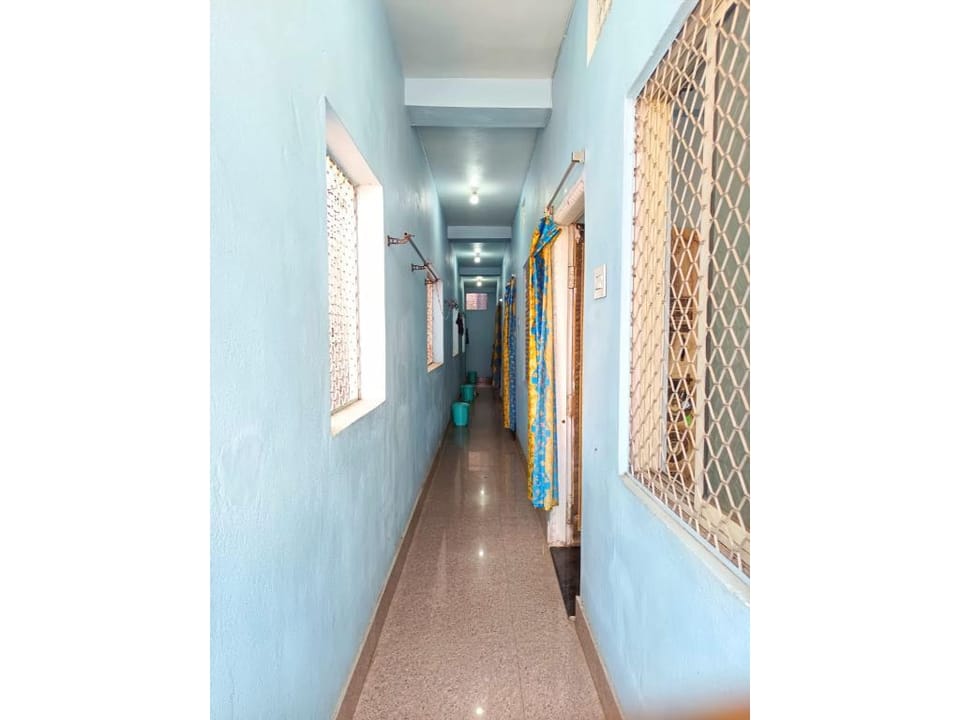 DhamStay Hotel Bharat Ratna Kutir Near Beach Puri Hotel in Puri