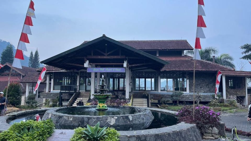 HOTEL GREENHILL KEMUNING Hotel in West Java
