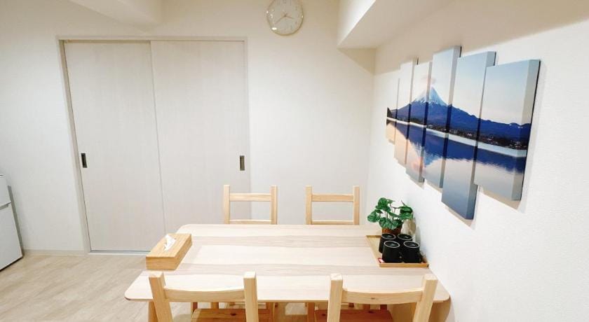 KATSU HOUSE 新今宫 Hotel in Osaka