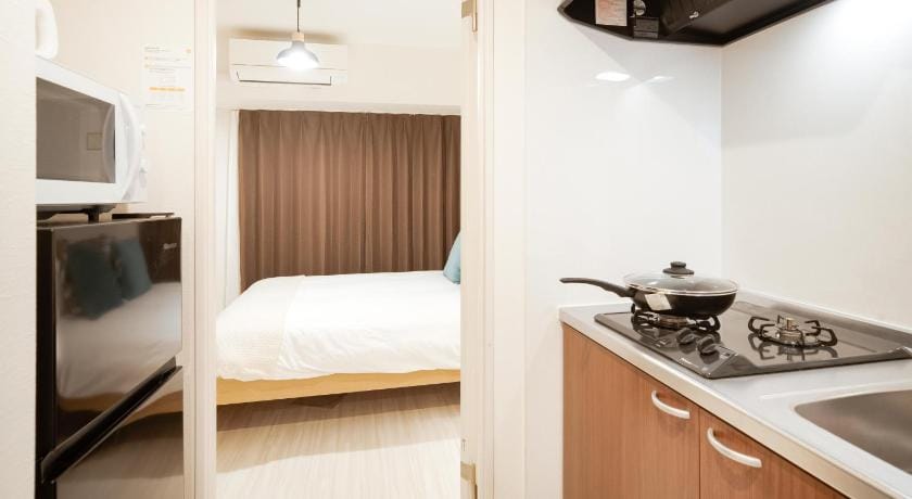 グランパシフィック塩草 Hotel in Osaka