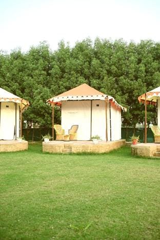 Luxury Tent Stay attached toilet near Taj Mahal Luxury tent in Agra