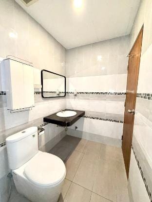 Tham Ranong Vacation rental in Ranong, Khao Niwet, Mueang Ranong District, Ranong 85000, Thailand