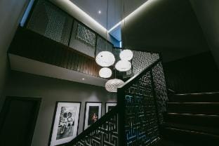 Moonstone - Modern 3BR Villa Near Batu Belig Beach Villa in North Kuta