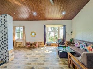 Woodscape Villa 2BHK in Lansdowne by Homeyhuts Villa in Uttarakhand