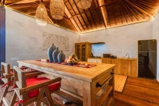 2BR Villa Amethyst Private Pool & Rice Field Vibes Villa in Abiansemal