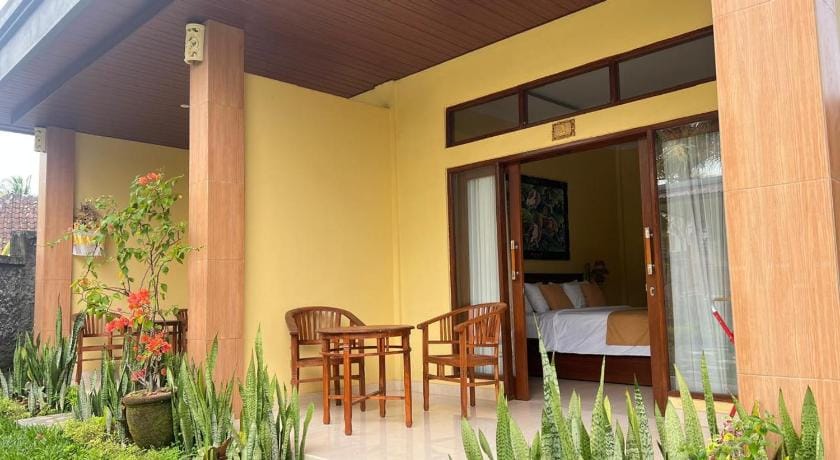 The Natha Villa Ubud Bed and Breakfast in Tampaksiring