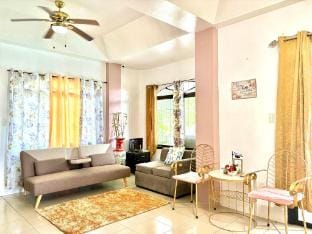 Villa de Flynn Villa in La Union