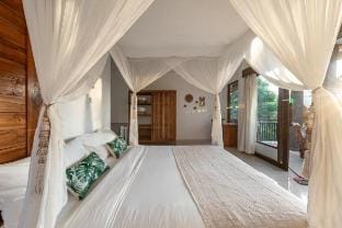 Eco Villa, Rice Field & Jungle View, Family Friend Villa in Blahbatuh