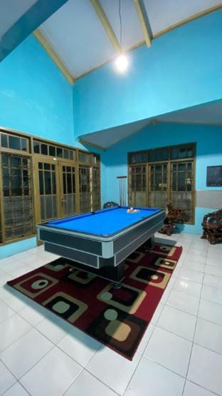Villa Tirta Mutiara Villa in Cisarua