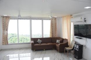 Nikhat villa by NH Villa in Maharashtra