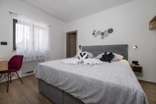 Alison J with private spa and heated swimming pool Villa in Istria County