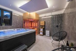 Alison D with private spa and heated swimming pool Villa in Istria County