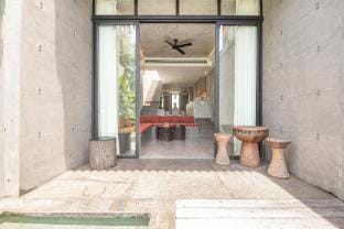 Modern 2BR Villa Enclosed Living, Heart of Canggu Villa in North Kuta