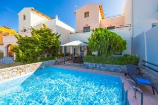Villa Ikaros in Plaka Villa in Crete Region