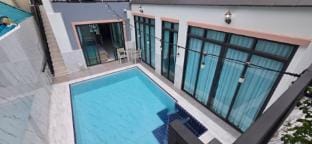 Plu Jomtien Pool Villa Villa in Pattaya City