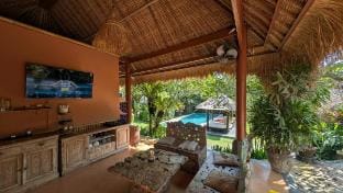 One of the Largest Villas for Groups in Canggu Villa in North Kuta