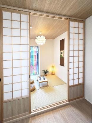 [虹の屋] Next to Tsutenkaku in Osaka /  Sleeps 6-16 Villa in Osaka