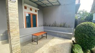 Villa Bumi Ayah Villa in Cisarua