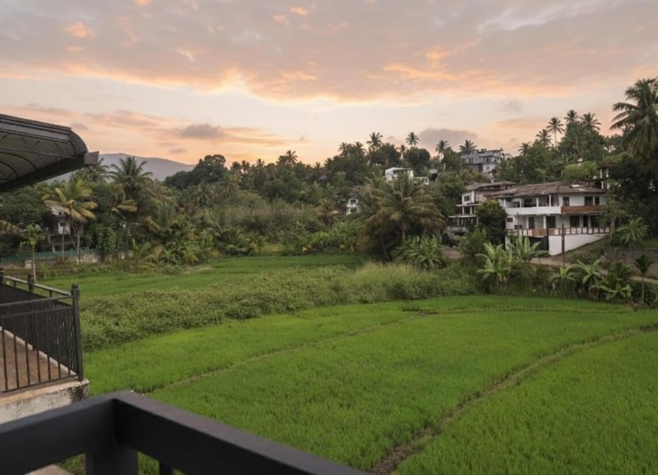 Nine Gems Villa Bed and Breakfast in Kandy