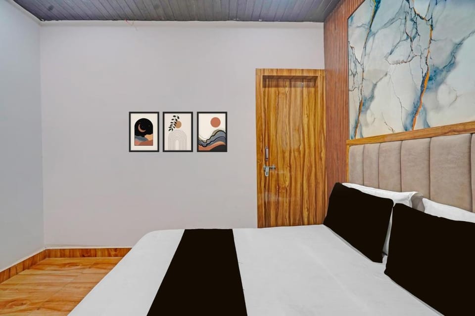 Hotel OThe Signature Stay Guest House Hotel in Delhi