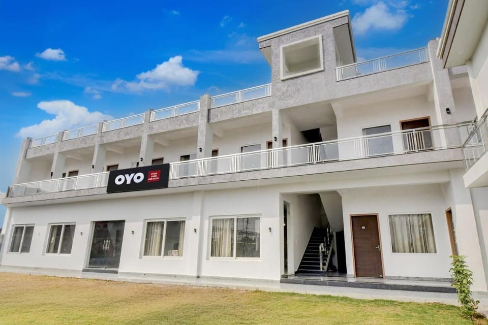 Hotel O UTSAV LAWN AND HOTEL Hotel in Lucknow
