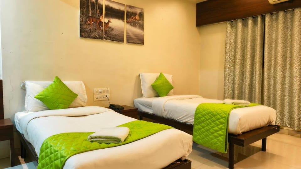 Hotel Express Mindspace Airoli Hotel in Thane