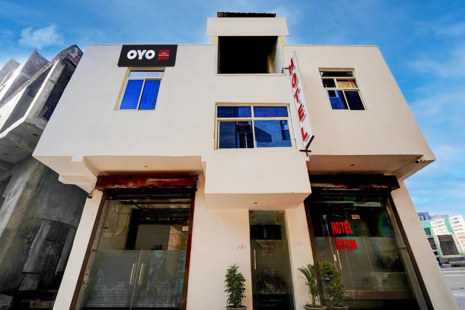 Hotel O ABHINANDAN HOTEL Hotel in Noida