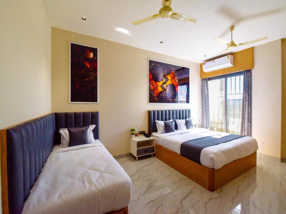 Palette Hotel Sun Royaale By Checkin, Udaipur Hotel in Udaipur