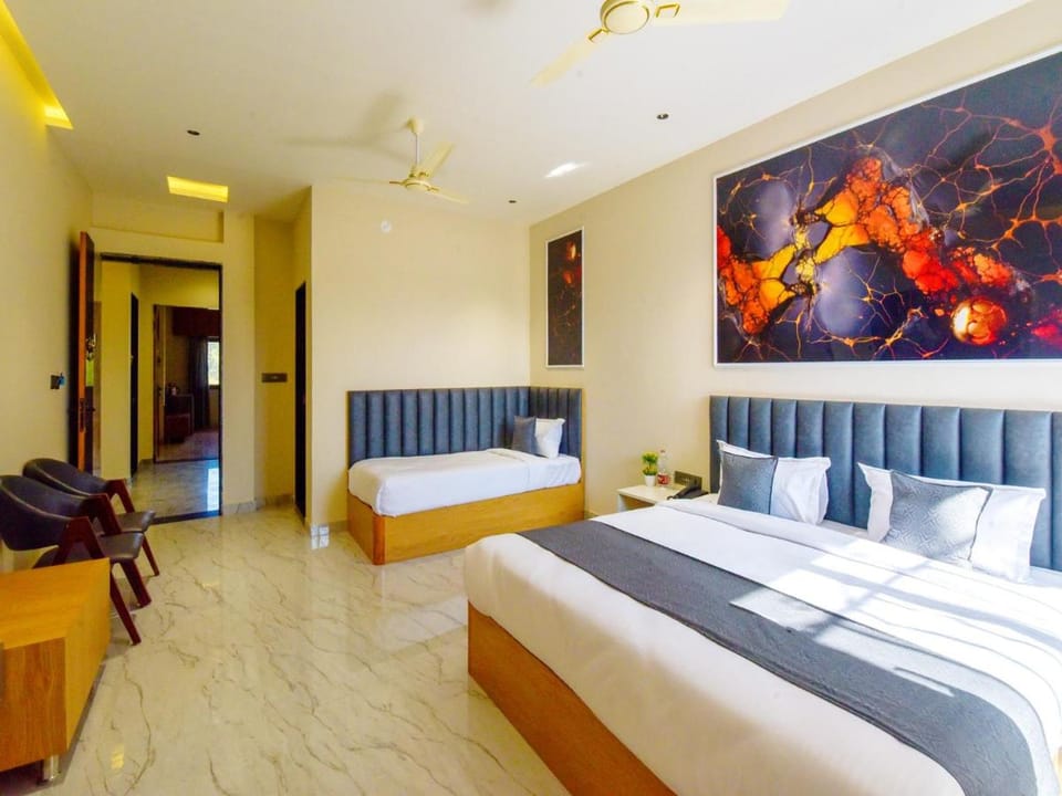 Palette Hotel Sun Royaale By Checkin, Udaipur Hotel in Udaipur