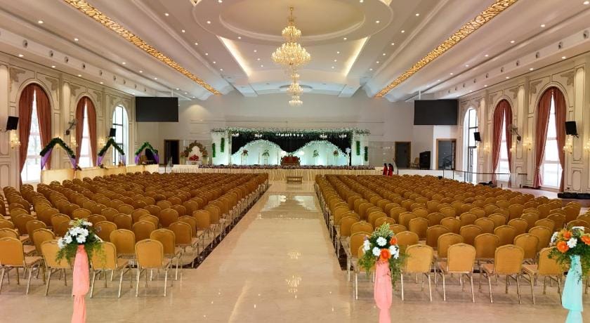 The Heritage Convention Hall and Rooms Hotel in Karnataka
