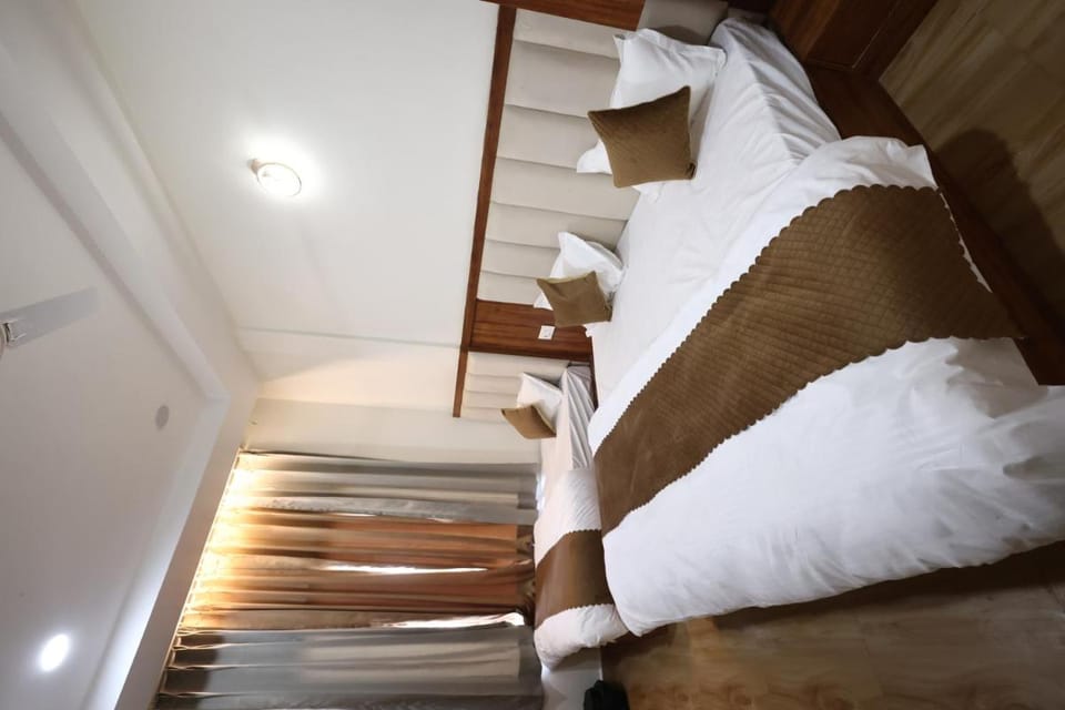 Om divine hotel Hotel in Uttar Pradesh