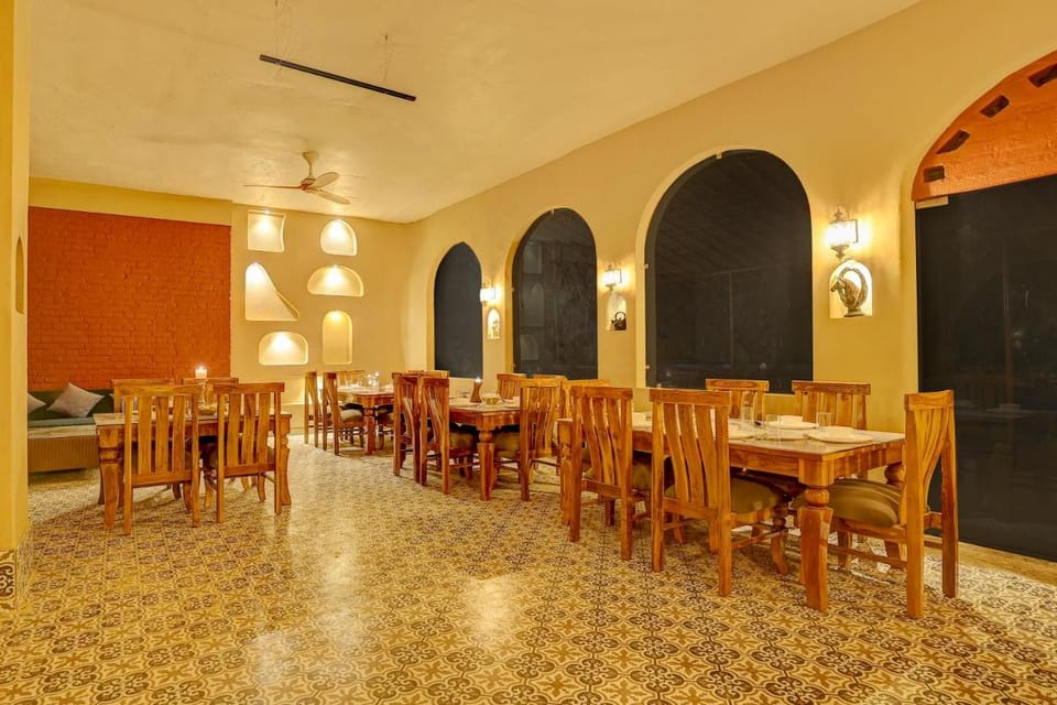 Aanandam Villas and Resort by ELIVAAS Pet-friendly Premium Room With Shared Pool, Restaurant & Garden Resort in Haryana