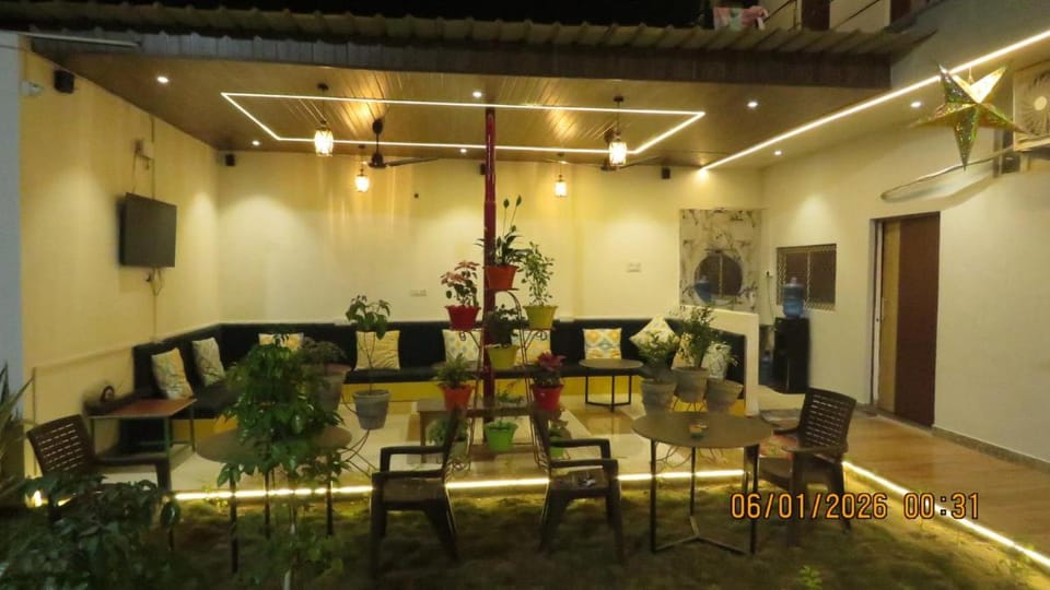 Hashtag Traveler's Varanasi Hostel & Cafe Hostel in Varanasi