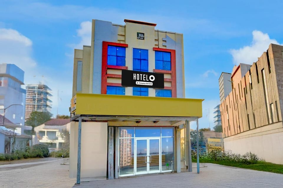 Hotel O Capital Grand Near Nehru Zoo Park Hotel in Hyderabad