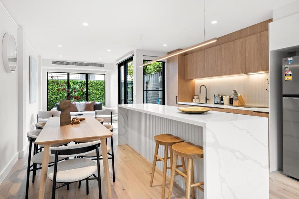 Stylish 3-Bed Home Near South Melbourne Market Vacation rental in Melbourne