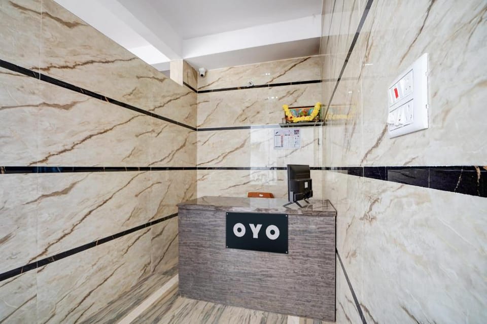 Hotel O Saritha Lodge Hotel in Bengaluru