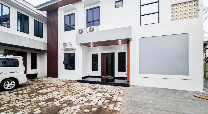 Patra Guesthouse Syariah Salatiga RedPartner Hotel in Indonesia