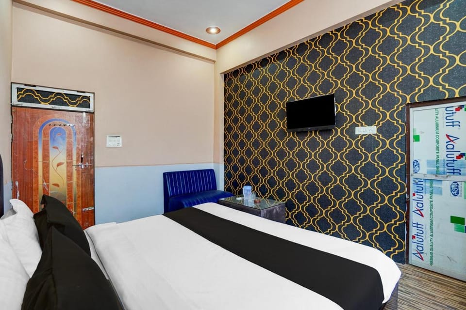 SPOT ON Bhatiya Palace Hotel in Uttar Pradesh