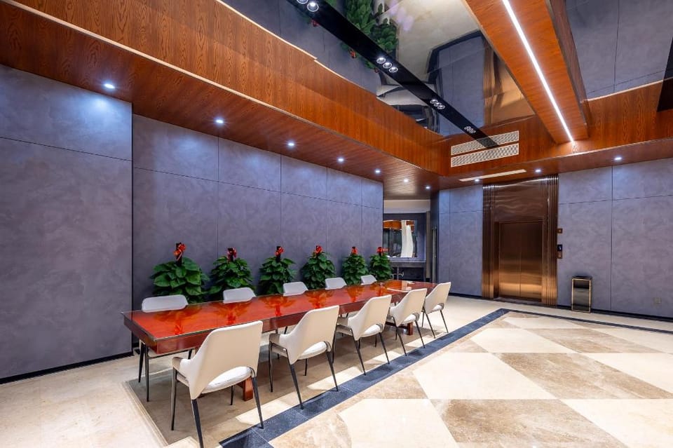 海口维唐酒店（日月广场免税店） Hotel in Hainan