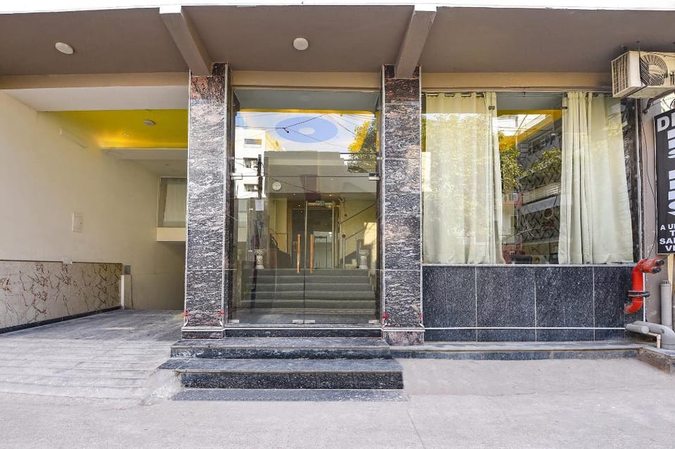 FabHotel Dev Residency Hotel in New Delhi