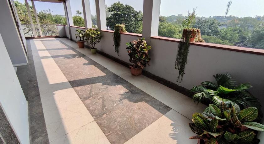 RT RESIDENCY Hotel and Lodge Hotel in Gujarat