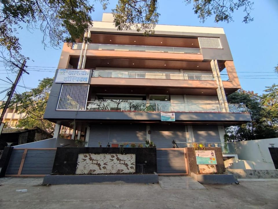 RT RESIDENCY Hotel and Lodge Hotel in Gujarat