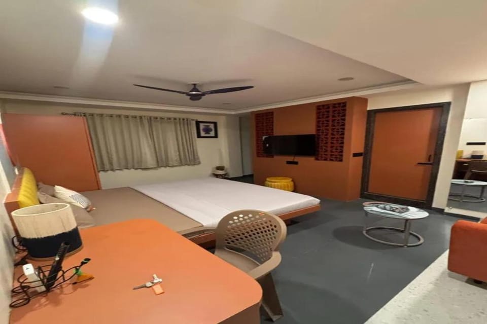 FabHotel Hostique Stays Hotel in India