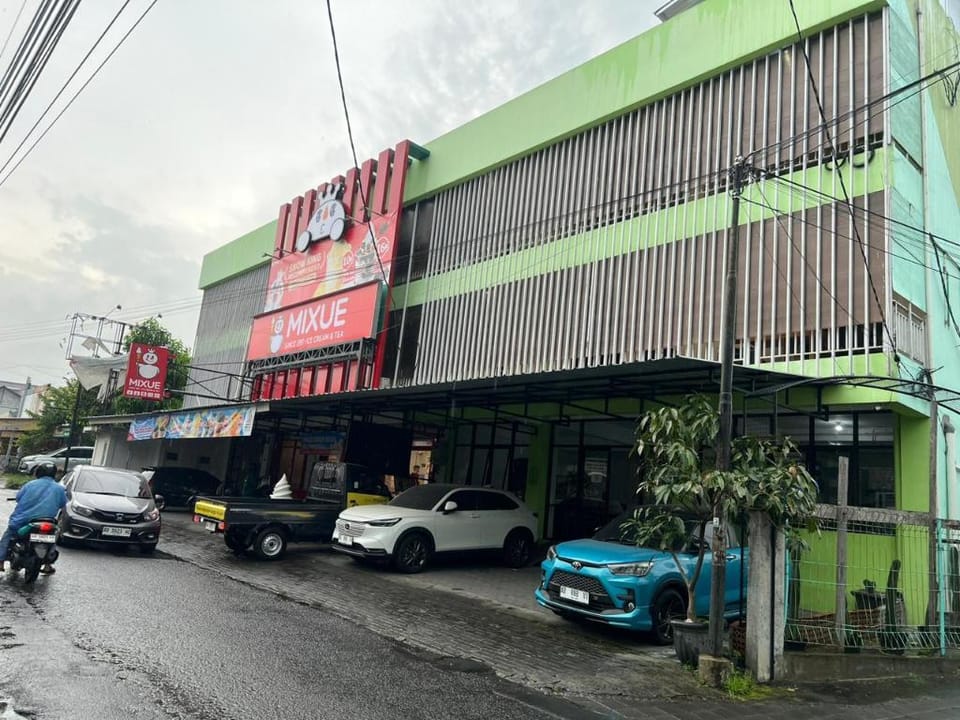 KOS EKSKLUSIF PANDEGA 101 Hotel in Special Region of Yogyakarta
