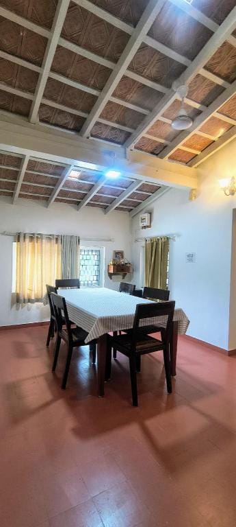 Amblyn  AMC Comforts Hotel in Madikeri